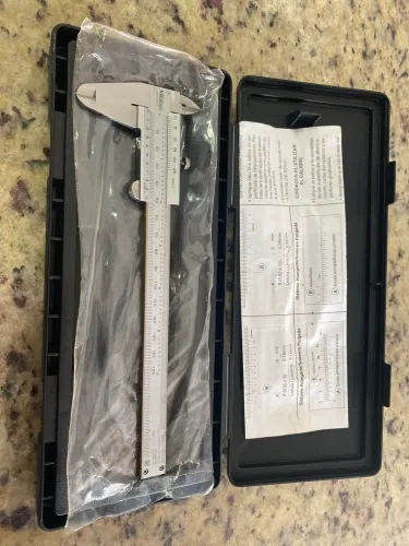 PAQUÍMETRO UNIVERSAL MITUTOYO