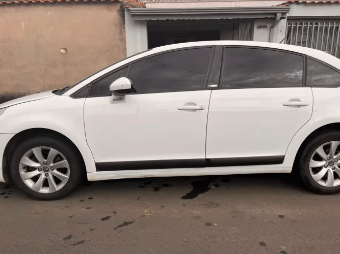 Citroen C4 Excl.2.0/2.0 Solaris Flex 16V 5P Aut. 2012