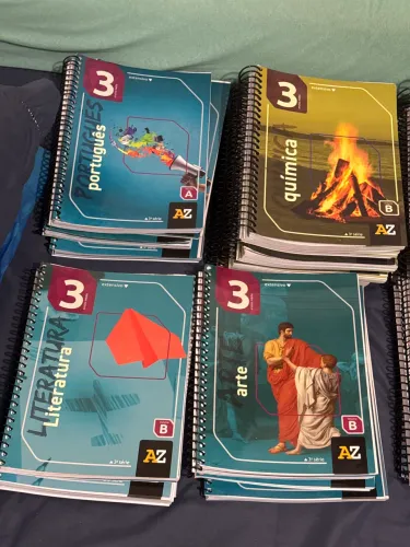 Livros 3º ano EM usados em perfeitas condições 