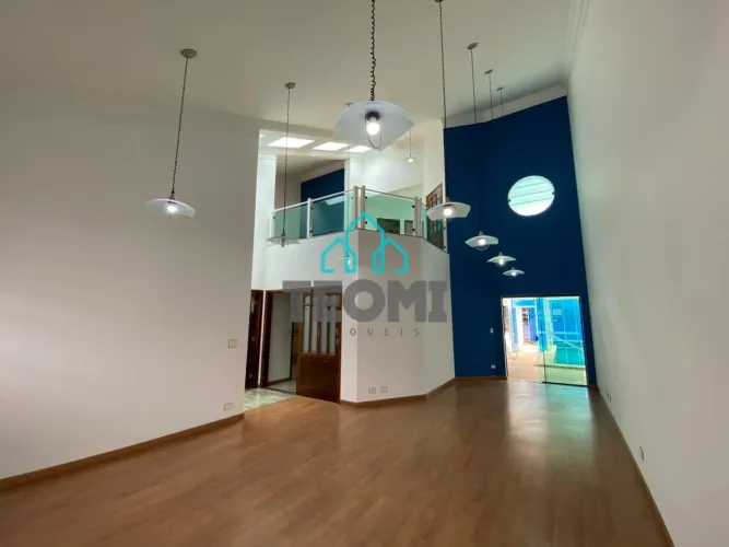 Sobrado para venda e locação, 421,70m² em Jardim Santa Clara - Condominio Clube Imperial R