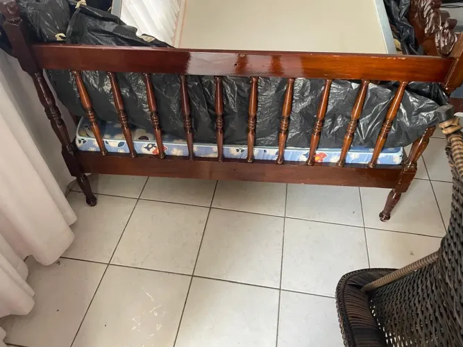 Vendo berço usado