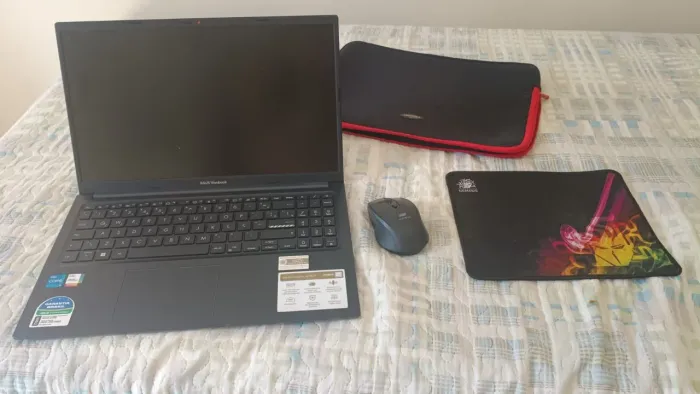 Notebook Asus i5 de última geração 