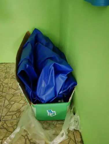 Vende-se essa piscina nova só fiz abrir por apenas 650 não deu ? retirada na minha casa.,