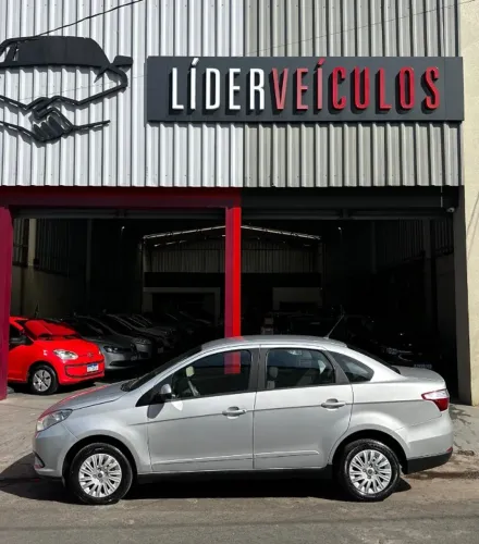 Fiat Grand Siena Attrac. 1.4 EVO F.flex 8V 2014