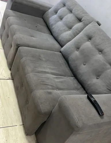 Vende-se, usado mais conservado, precisa ser lavado, 800 vem com as notas ? tem conversa 