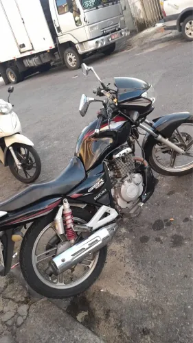 Suzuki GSR 125s Fantástica