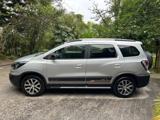 Chevrolet Spin Activ 1.8 8V Econo. Flex 5P Aut. 2016