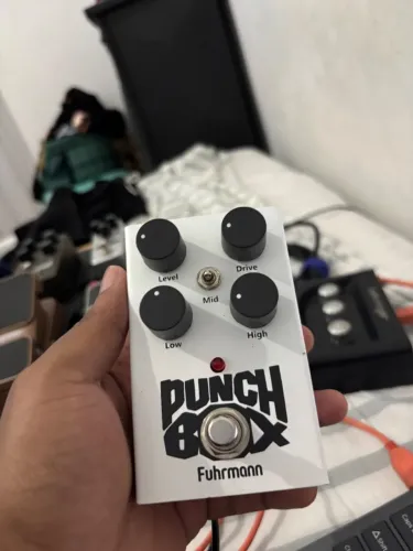 Pedal Punch box