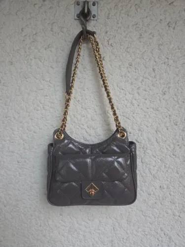 Bolsa em couro matelasse Luiza Barcelos