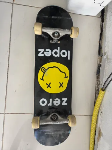 Skate profissional zero trasher spitfire
