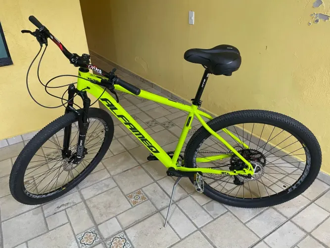 Bicicleta aro 29 tamanho 19