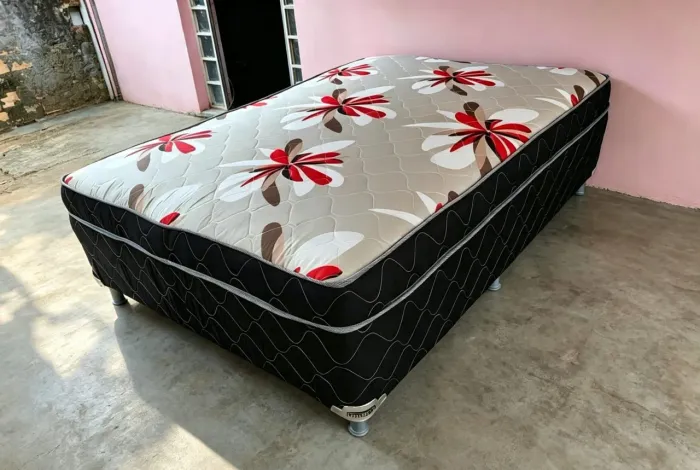 Cama Box casal de mola a pronta entrega