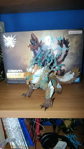 ZINOGRE Monster Hunter - Shmonsterart Action Figure