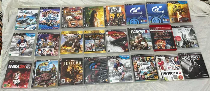 Vendo 24 jogos de ps3 35 reais qualquer unidade