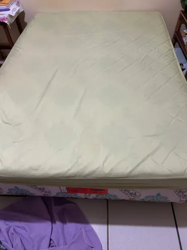 Vendo Cama Semi ortopédica