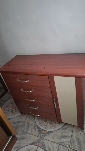 COMODA 05 GAVETAS E E 01 PORTA