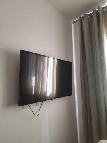 Tv 43 polegadas smart.
