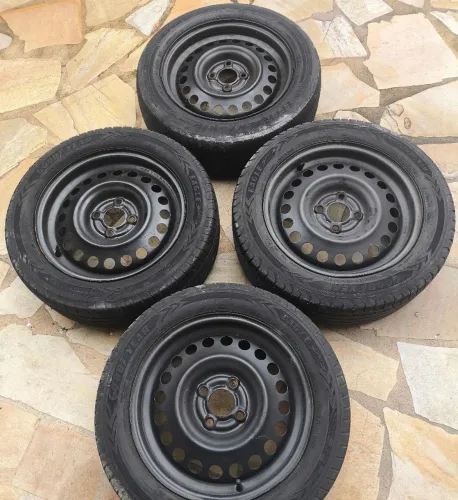 Vendo ou troco jogo de rodas 15