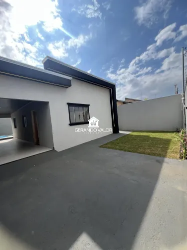 Casa Reformada - Área Gourmet - Piscina e Suíte c/ Closet