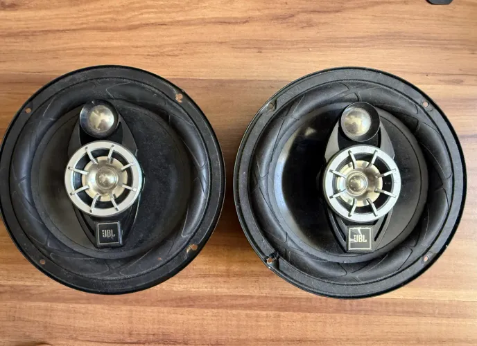 Par de Alto-falantes 6 pol. JBL Selenium (triaxial)