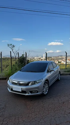 Honda Civic Sedan LXS 1.8/1.8 Flex 16V Mec. 4P 2013