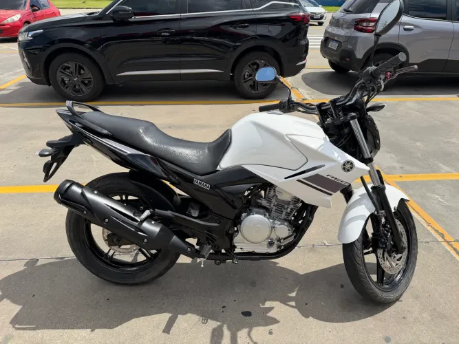 Fazer 250