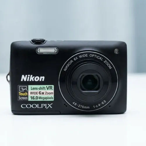 Câmera Touch-screen Nikon