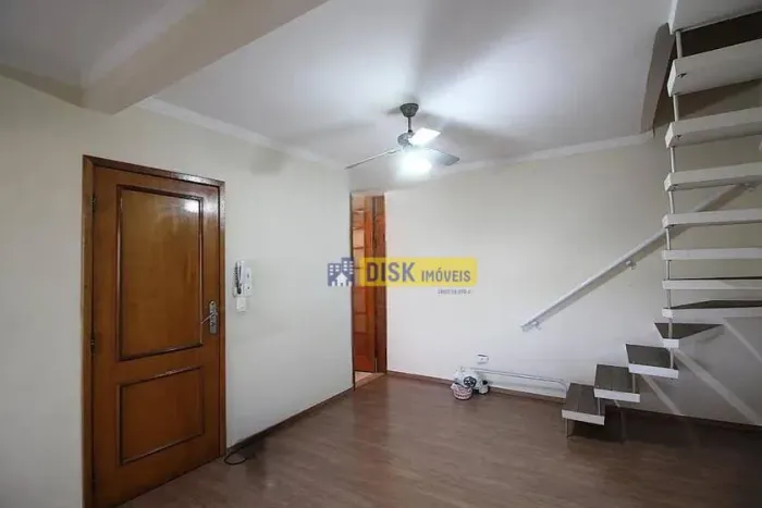 Sobrado com 2 dormitórios para alugar, 149 m² por R$ 3.207,00/mês - Ferrazópolis - São Ber