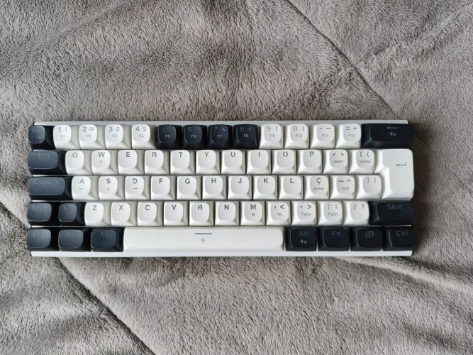 Teclado Magnético - Reddragon FIDD