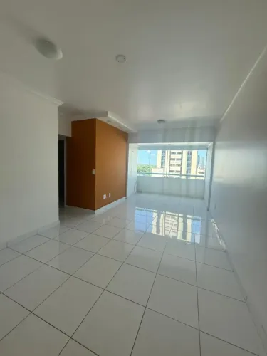 (ALUGO) APTO DE 2 QTOS SENDO 1 SUITE EM RENASCENÇA E - São Luís