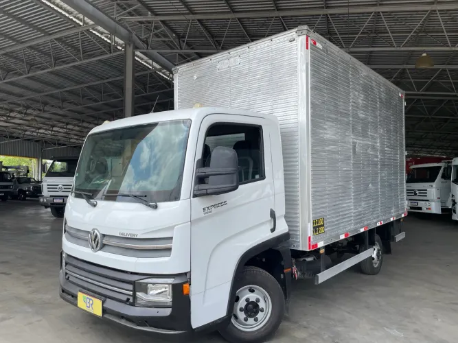Delivery Express 2019 Ar condicionado + Baú