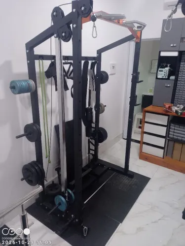 Rack de musculação megagym