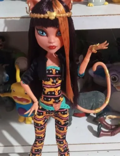 Boneca Monster High Freaky Fusion Cleolei Original.