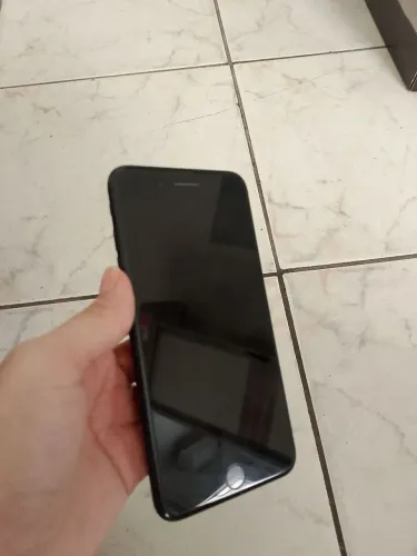 iPhone 7 plus, com defeito na placa