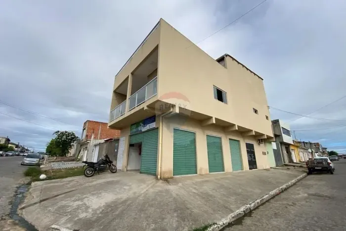 Casa com 314 m² | Nova | Uso Residencial e Comercial | Tabuleiro dos Martins Conjunto Cle