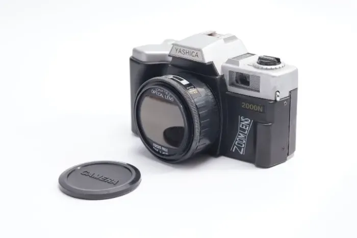Yashica 2000N 35mm Focus Free - Toy Camera Vintage + Bolsa Original