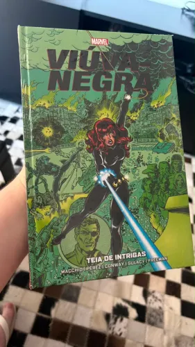 HQ - VIUVA-NEGRA: TEIA DE INTRIGAS (MARVEL VINTAGE) - LACRADO