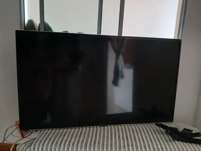 Televisão com defeito no LED