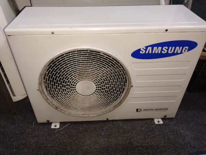 Vendo split Samsung 24.000 BTUs inverter