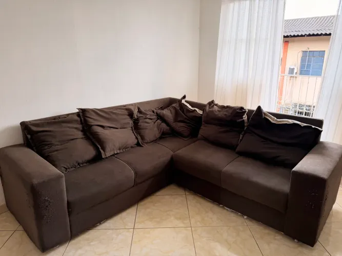 SOFÁ EM L À VENDA ? CONFORTO + ESPAÇO!