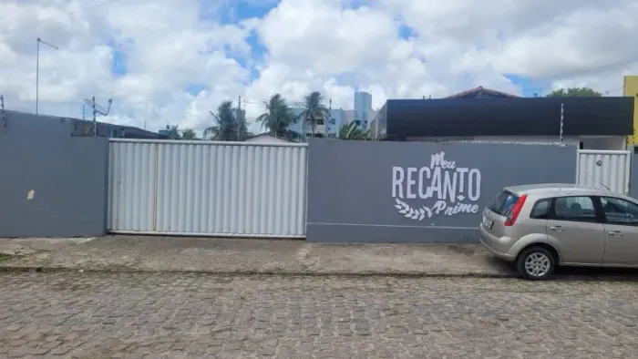 Aluga-se Imóvel Comercial / Versátil - José Américo (260m² total)
