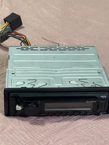 Som Automotivo Sony CDX-GT617UX (Com Chicote Original)