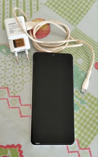 Samsung A12