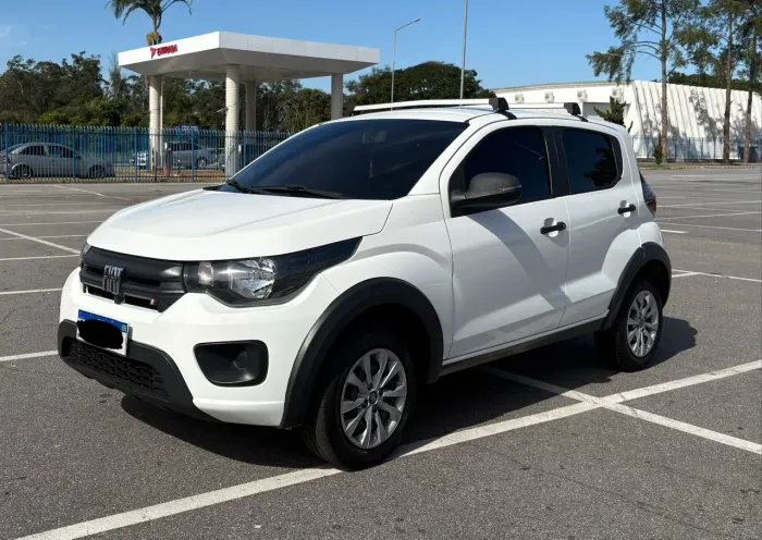 Fiat Mobi Like 1.0 Fire Flex 5P. 2022