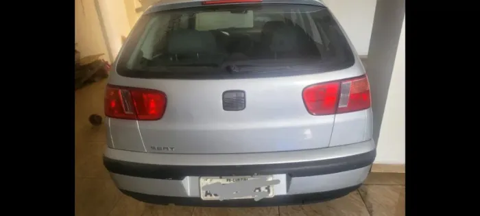 Seat Ibiza 1.0 16V 4P 2001