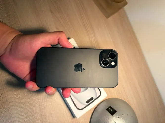 iPhone 15 Black 128gb