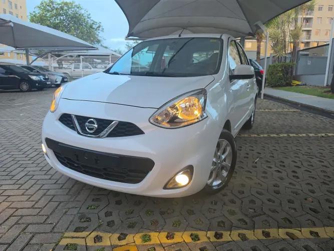 Nissan March SV 1.6 16V Flex Fuel 2016