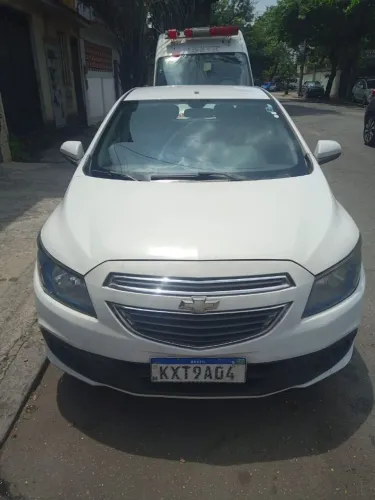 Chevrolet Onix Hatch LT 1.4 8V Flex Power Mec. 4P 2015