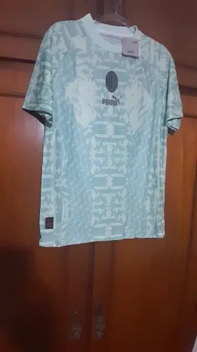 Camisa Milan edição especial versão jogador G
