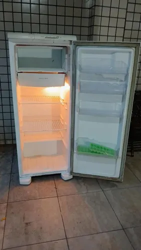 Geladeira Electrolux 